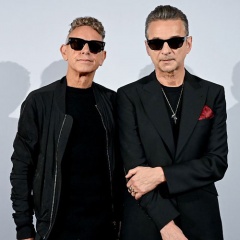 Depeche Mode анонсировала новый альбом "Memento Mori"